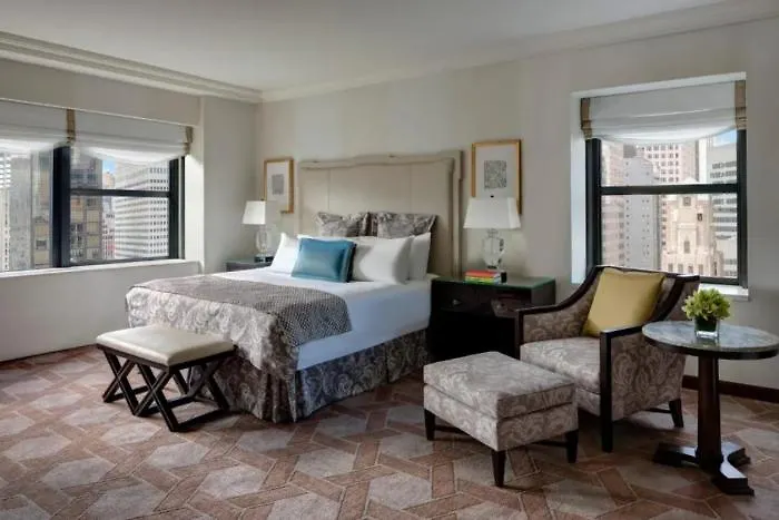 Lotte New York Palace 5*,